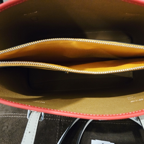 Coach Mollie Tote 25 in Colorblock. - Picture 10 of 12